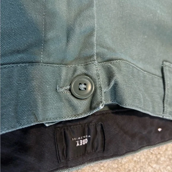 Men's Green Pants - Picture 5 of 6